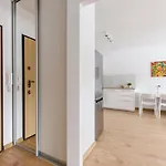 Apartment Aparthouse Gdanska Lodz