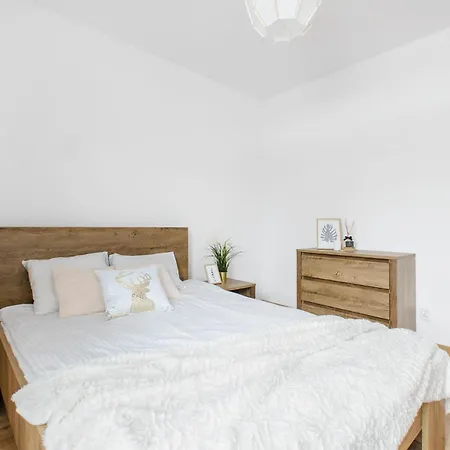 Aparthouse Gdanska *