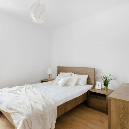 Aparthouse Gdanska Apartamento *