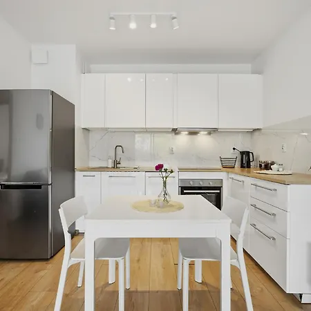 Apartment Aparthouse Gdanska Lodz